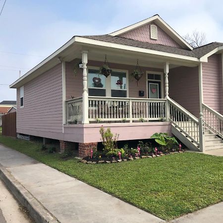 The Dusty Rose Chateau. Galveston Exterior photo